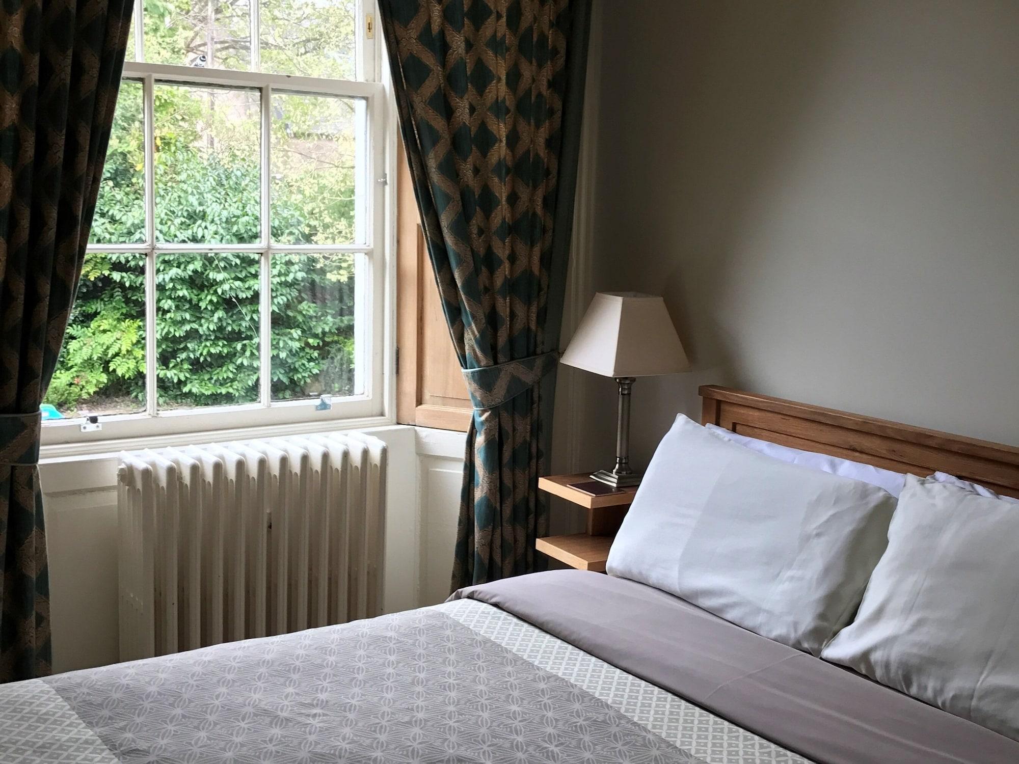 Ashtree House Hotel, Glasgow Airport & Пейзли Екстериор снимка