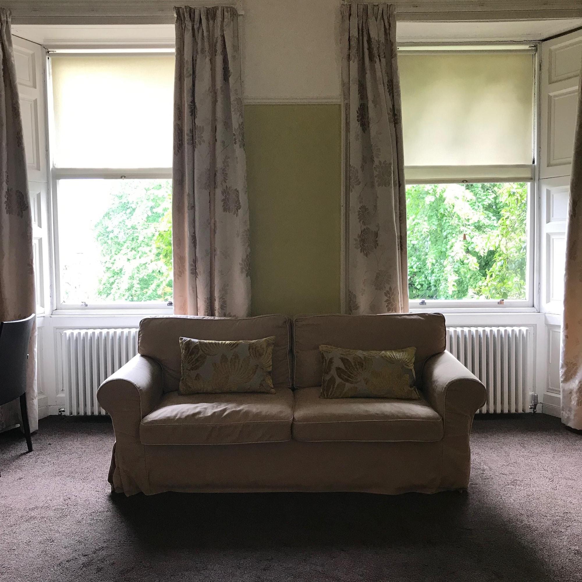 Ashtree House Hotel, Glasgow Airport & Пейзли Екстериор снимка