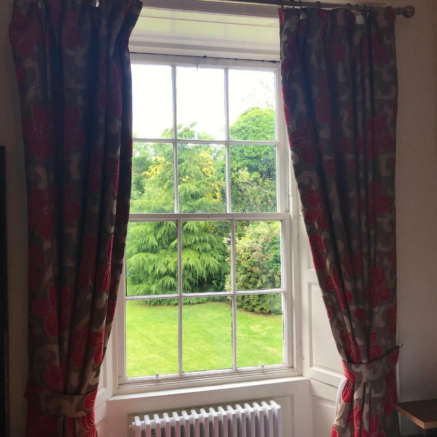 Ashtree House Hotel, Glasgow Airport & Пейзли Екстериор снимка