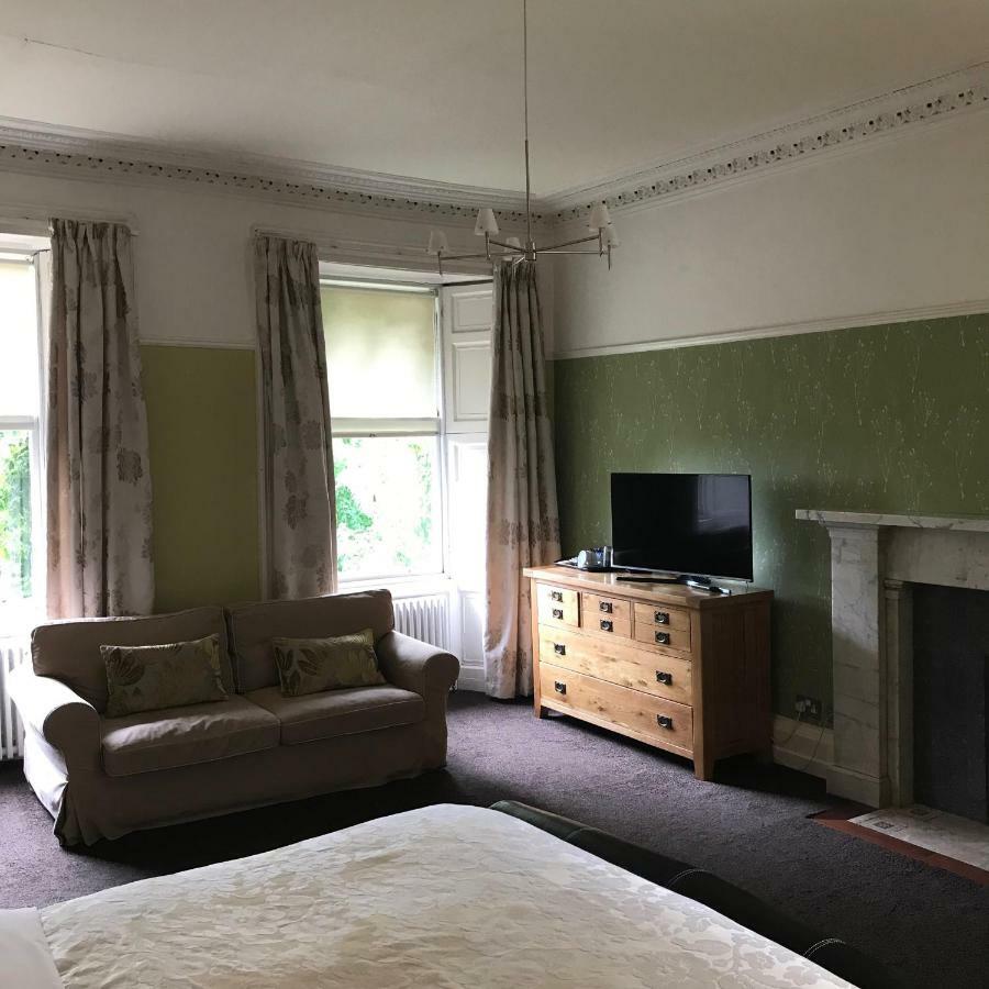 Ashtree House Hotel, Glasgow Airport & Пейзли Екстериор снимка